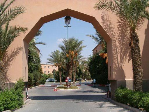 Riad Alaoui 146 With Swimming Pool And Free Parking Appartement Marrakesh Buitenkant foto