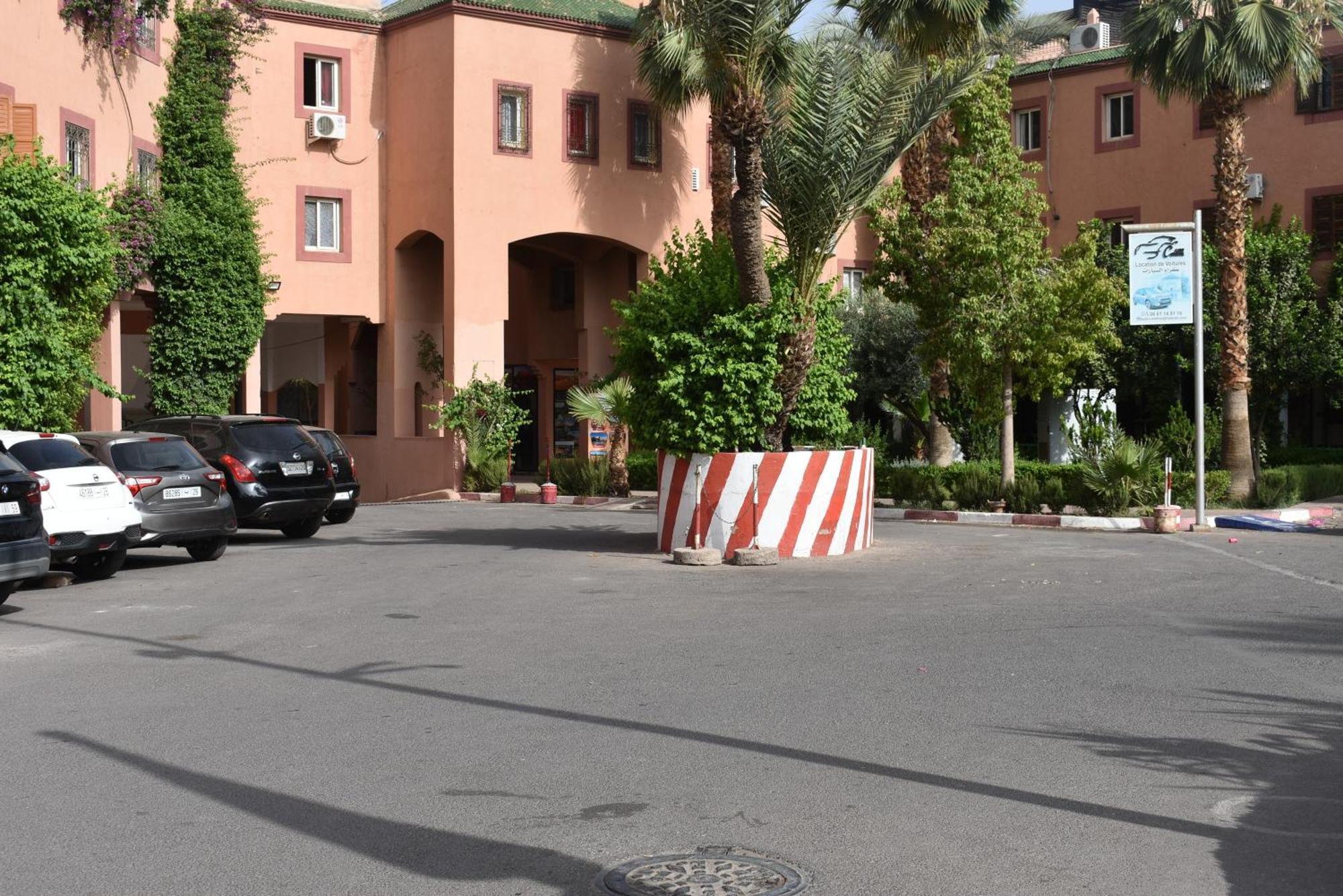 Riad Alaoui 146 With Swimming Pool And Free Parking Appartement Marrakesh Buitenkant foto
